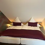 Hotel Restaurant Wolfsschlucht Gmbh