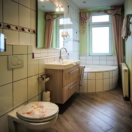 Restaurant Wolfsschlucht Gmbh *