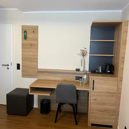 Restaurant Wolfsschlucht Gmbh *