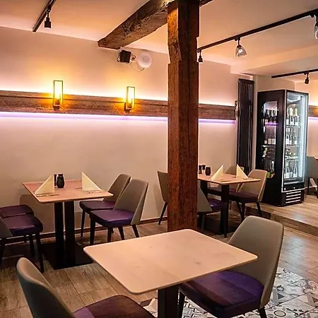 Restaurant Wolfsschlucht Gmbh *